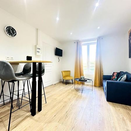 לאון Jungle Appartement Avec Terrasse מראה חיצוני תמונה